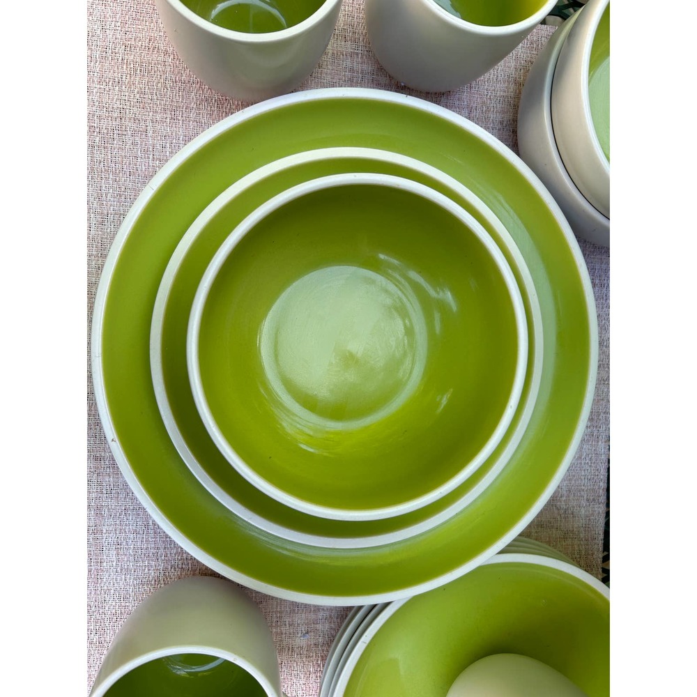 Crate & Barrel Brio Green dinner plates/salad plates/mugs/bowls-set of 4